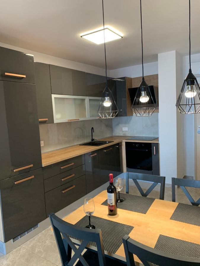 Apartment Dalmatino Makarska Bagian luar foto
